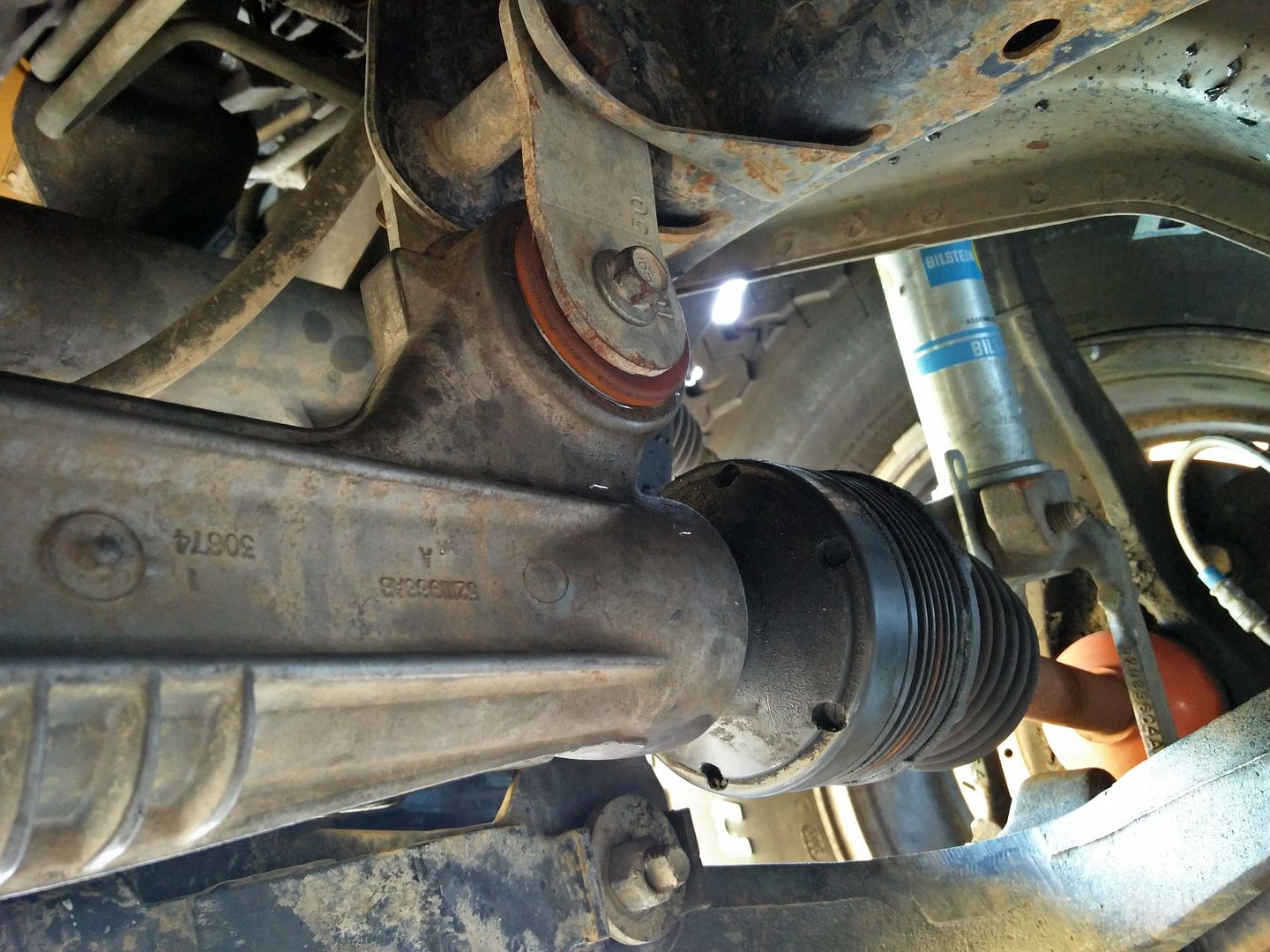 Font axle mount bushing parts ebay Page 2 Jeep Commander Forums