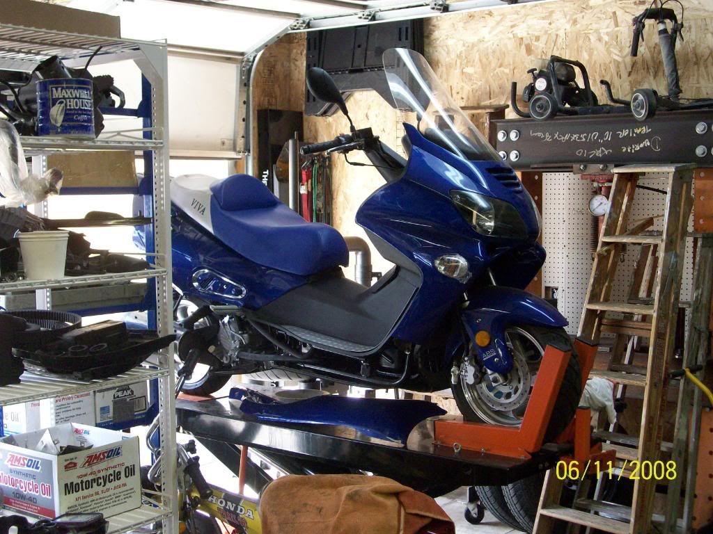 Cliff's Chinese scooter Pictures, Images and Photos