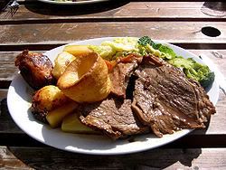 250px-Sunday_roast_-_roast_beef_1.jpg