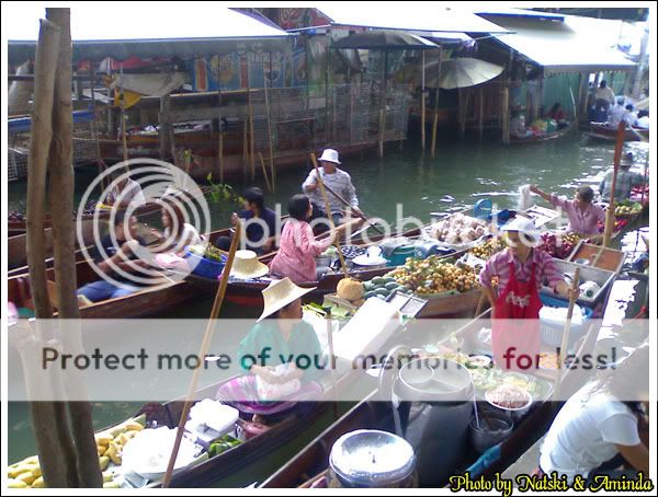Dumnern Sadeuk,Floating Market,Thailand